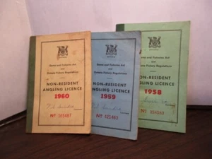 Vintage 1958 - 1959 - 1960 Ontario Fishing License Non-Resident Booklet - Picture 1 of 7
