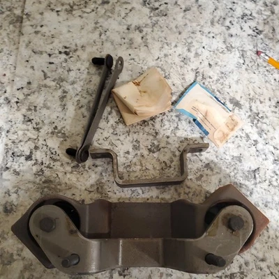 1978-1982 Fairmont Zephyr NOS 2.3L REAR AXLE DRIVE LINE VIBRATION DAMPER KIT - Image 1 of 3