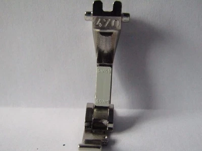BERNINA  OVERLOCK FOOT      No 470 TWO LUGS - Image 1 of 2