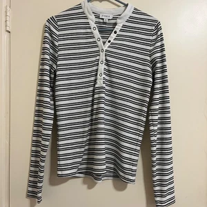 Y2K Womens Striped Rib Knit Henley Top Sz M Classic Preppy Minimalist Clean Girl - Picture 1 of 9