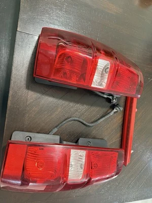 Pair Tail Lights Rear Brake Lamps Set for 07-14 Chevy Tahoe /Suburban Left Right - Image 1 of 4