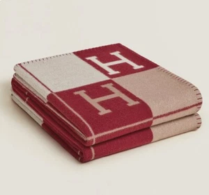 NEW AUTHENTIC HERMES CLASSIC AVALON III BLANKET ROUGE H RED WOOL CASHMERE THROW - Picture 1 of 4
