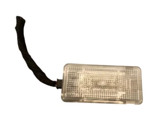 BMW E46 325i Limousine Fußraumlampe Beifahrerlicht links 63318360588 - Bild 1 von 6