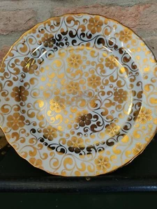Vintage Display Plate with Floral Gold Decorations - Picture 1 of 12