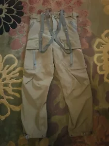 Sitka Solid Moss Stormfront Hunting Pants-L Tall - Picture 1 of 2