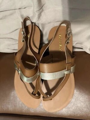Sandalias planas para mujer Lane Bryant Austin de cuero marrón/plateado con tiras - talla 10W Foto 1 de 4