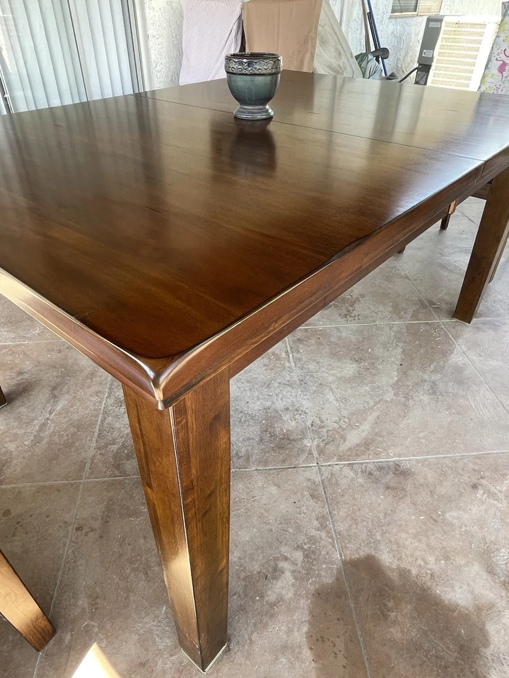 Mesa de comedor con 4 sillas (extensible) Foto 1 de 3