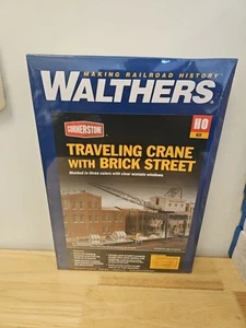 Walthers 933-4096 Traveling Crane w/ Brick Street Kit HO Scale Train - Bild 1 von 2