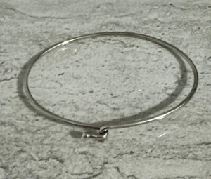 James Avery Wire Hook Bangle Bracelet 925 Sterling Silver - Picture 1 of 7