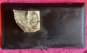 Toyota Genuine Fuse Box Cover Upper 826610C262 - Imagen 1 de 3