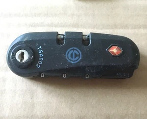 CARLTON Siplock TSA002 Maleta LOCK Repuesto Equipaje USADO PARTE - Imagen 1 de 4