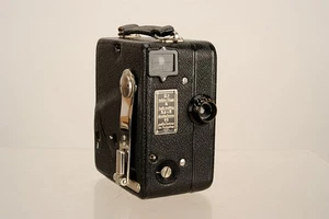Zeiss Ikon Filmkamera 16 mm, Tessar 2,7/1,5 cm - Bild 1 von 9