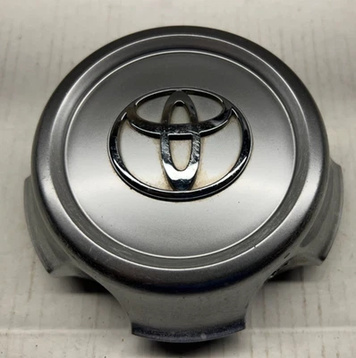 1 (ONE) OEM WHEEL CENTER CAP 98-02 TOYOTA LAND CRUISER 16" WHEEL - Image 1 of 4