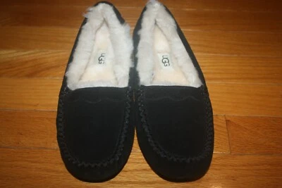 Nuevo En Caja UGG Mujeres Festoneado Sin usar, en caja Mocasín Gamuza Zapatillas ENVÍO GRATIS RÁPIDO EE. UU. Foto 1 de 4