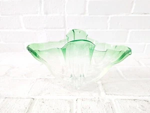 Steuben Art Glass Grotesque Bowl Green Clear Signed Vase Frederick Carder - Picture 1 of 11