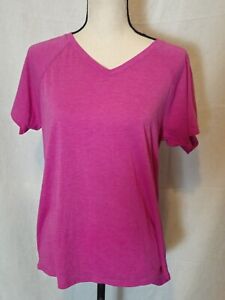 Dickies Women’s Medium T-shirt Pink V-neck Logo