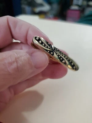 Speidel vintage Clipe de gravata esmalte dourado e preto - Imagem 1 de 4