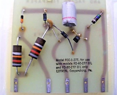 (2) Модуль флуоресцентной карты управления Lutron FCC-1-277 для FD-40-277 и FD-80-277 - Изображение 1 из 4