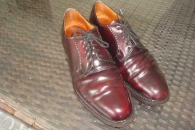 Sapatos sociais vintage Brooks Brothers tamanho 13 feitos nos EUA couro borgonha - Imagem 1 de 4
