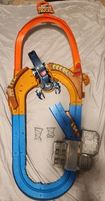 Hot Wheels Scorpion Power Race Track para Monster Truck y Hot Wheels  Foto 1 de 4