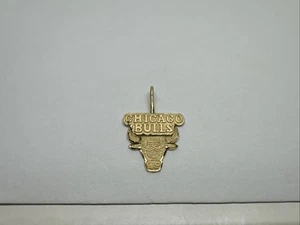 14K Yellow Gold Chicago Bulls Basketball Charm Pendant ~ 1.0g, Michael Anthony - Picture 1 of 11