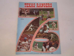 1975 TEXAS RANGERS SOUVENIR OFFICIAL GAME PROGRAM - TUB MMMM1 - Picture 1 of 7