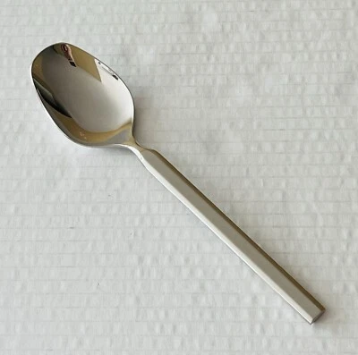 Retroneu 18/8 Stainless Japan Caravelle Oval Soup Spoon Glossy - Image 1 of 4
