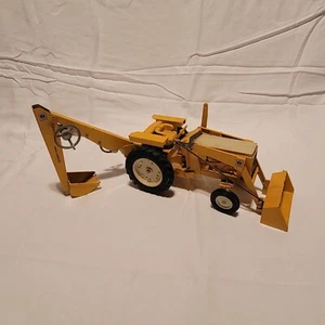 Vintage Ertl International Harvester Backhoe Loader Tractor 1/16 Open Cab 3444 - Picture 1 of 10