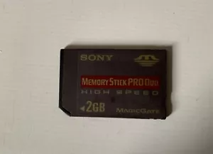 Sony PRO Duo Memory Stick 2GB - Sony Cybershot Cameras (HIGH SPEED) MAGICGATE - Picture 1 of 2