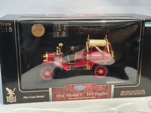 Road Signature 1/18 1914 Model T Fire Engine 24k Gold coin SEALED BOX NEW DIECAS - Bild 1 von 7