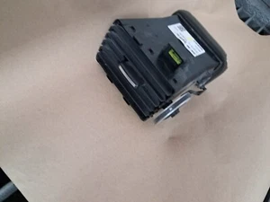 LAND ROVER DISCOVERY SPORT RIGHT AIR VENT FK72-014L20-BD - Picture 1 of 6