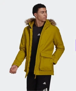 NWT $165 adidas Men's Utilitas Hooded Parka Yellow/Green Men’s Small HG8720 - Picture 1 of 7