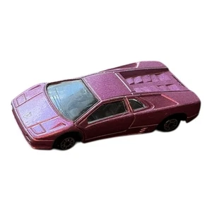 Maisto 1995 Lamborghini Diablo - Pink 1/64 Die Cast Exotic Sports Car - Picture 1 of 6