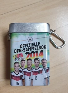 Fussball: DFB Sammelbox 2014 Fußball, Metallbox, plus 20 Sammelbilder - Bild 1 von 4
