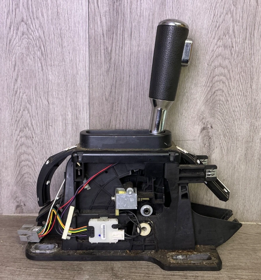 # 2006-2010 Ford Explorer Sport Track Front Console Shifter  OEM — 第 1/4 张图片