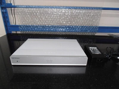 Cisco C1117-4P Integrated Services Router With PSU ipbase - Image 1 of 4