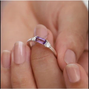 Anillo de amatista baguette natural anillo minimalista anillo de boda anillo regalo para ella - Imagen 1 de 6