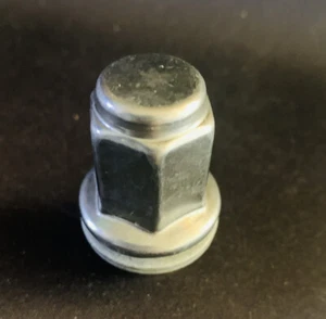 TACOMA FJ 4 RUNNER 4RUNNER FACTORY OE LUG NUTS 1 LUG X24 12X1.5MM EXPOSED SHANK - Picture 1 of 12