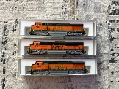 KATO N Lot Of 3 BNSF Engines SD70ACe 9370, C44-9W #4933, #4962 - Image 1 of 4