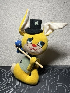 Vintage Yellow Felt Bunny Hobo 8” - Picture 1 of 3