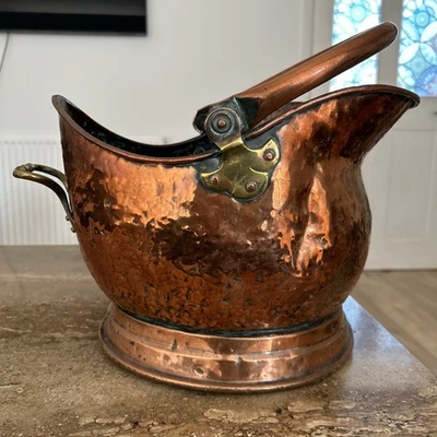 Hammered Copper Log Bucket Coal Scuttle Antique Dove Tail - Image 1 of 4