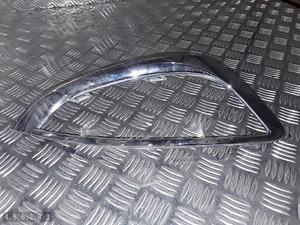 2017 CHRYSLER PACIFICA GARNITURE CHROMéE INFéRIEURE DU PARE-CHOCS AVANT CHROM� - Imagen 1 de 4