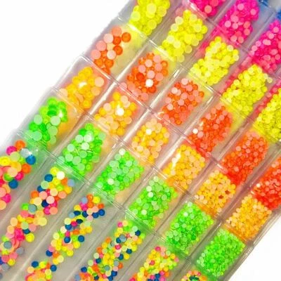 830pcs Luminous Neon Flatback Crystals SS6-SS20 Glue On Fluorescent Rhinestones - Image 1 of 4