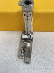 bernina sewing machine Foot For Narrow Hem On Older Models - Picture 1 of 1
