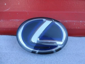 LEXUS NX250 NX350h  FRONT GRILLE EMBLEM OEM 2018 2019 2020 2021 USED - Picture 1 of 5