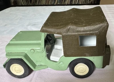 Jeep Surrey Tonka Lite vintage años 60 verde y blanco menta con toldo Foto 1 de 4