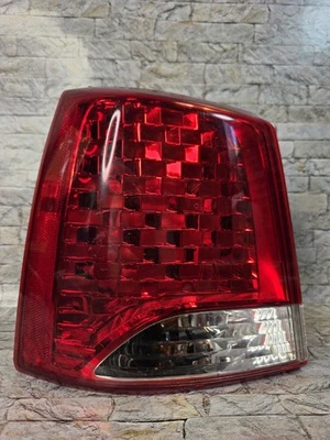 Conjunto de luz trasera LED lado izquierdo conductor Kia Sorento 2011-2013 p752u000 Foto 1 de 4