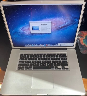 USED Apple MacBook Pro 2008 (A1297) 17" Intel 2.66GHz/ 8GB RAM/320HD (READ NOTE) - Image 1 of 4