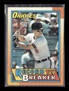 1990 Topps Cal Ripken #8