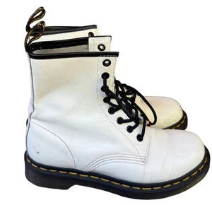 Botas de cuero liso Dr. Martens 8 ojales talla 6 EE. UU. blancas y negras - Imagen 1 de 10